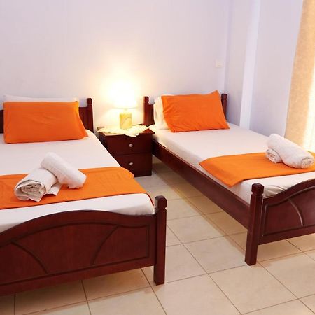Miracle Apartments Saranda Exterior foto