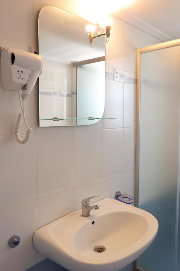 Miracle Apartments Saranda Exterior foto